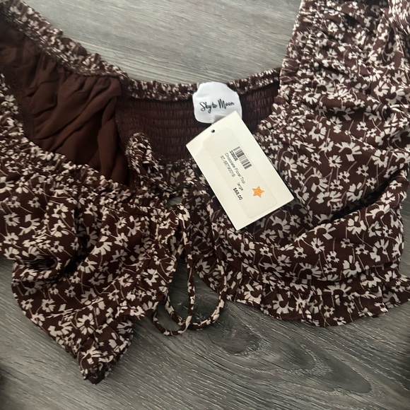 Floral Brown Puff Sleeve Top - Picture 4 of 5